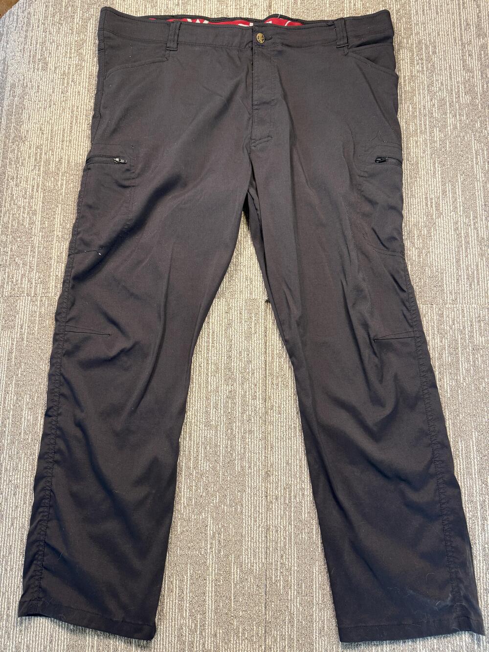 Wrangler Pants Mens 44x30 Black Stretch Cargo Flat Front Straight Leg Casual
